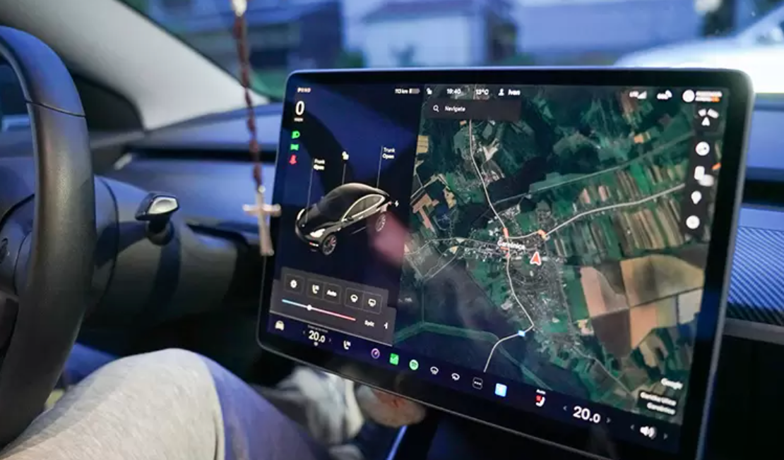 IVI晶振如何选型？IVI车载信息娱乐晶振解决方案